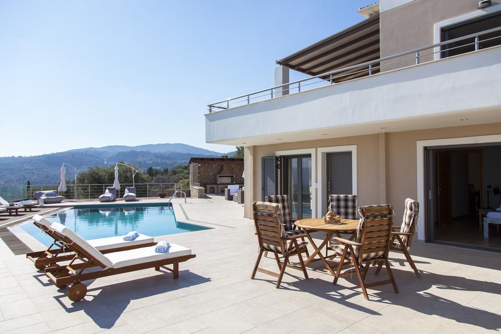 Alivia Lefkas Luxury Villas Apolpaina Exterior photo